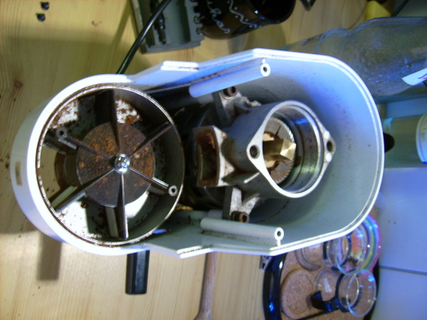 Datei:Gaggia-MDF-vor-Reinigung.jpg