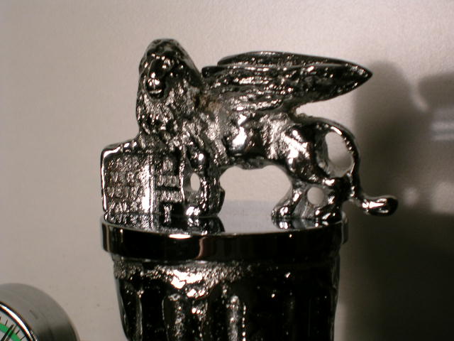 Poccinos schlampig zugerichtetes "Wappentier"