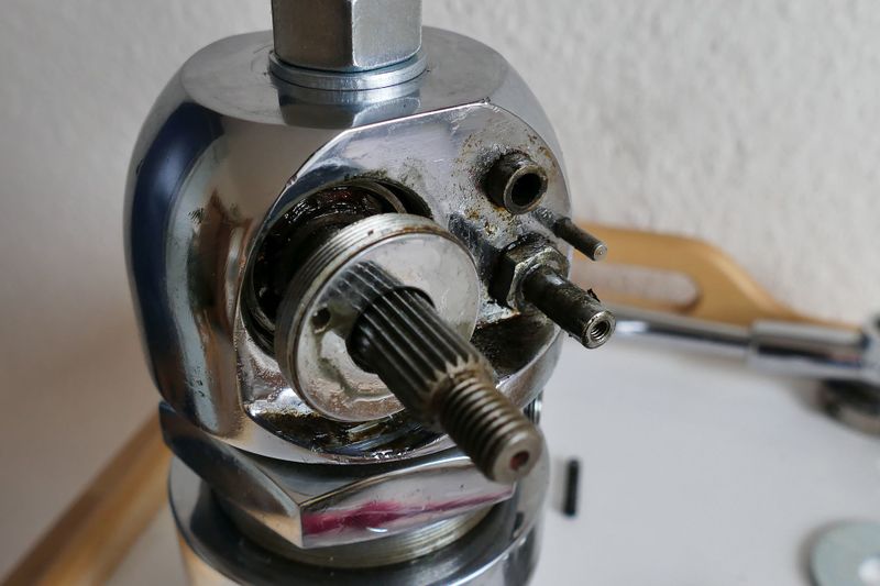 Datei:Gaggia Milano Handhebelgruppe 017.jpg