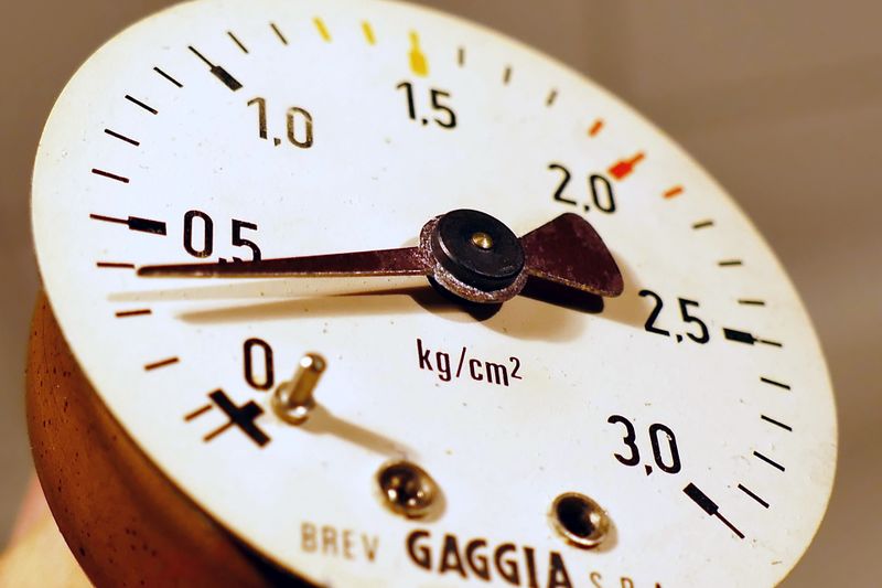 Datei:Gaggia Manometer 5.jpg