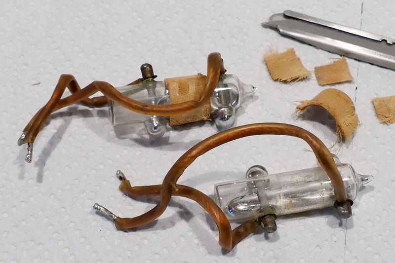 Datei:Quecksilber-Pressostat Ampullen 1.jpg