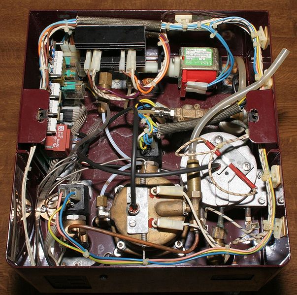 Datei:Carimali Alba Dualboiler.jpg