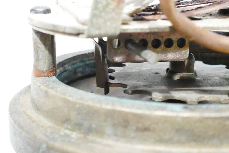 Datei:Quecksilber-Pressostat Details 5.jpg